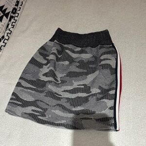Tommy Hilfiger SMALL Gray Patterned Women's Skirt
